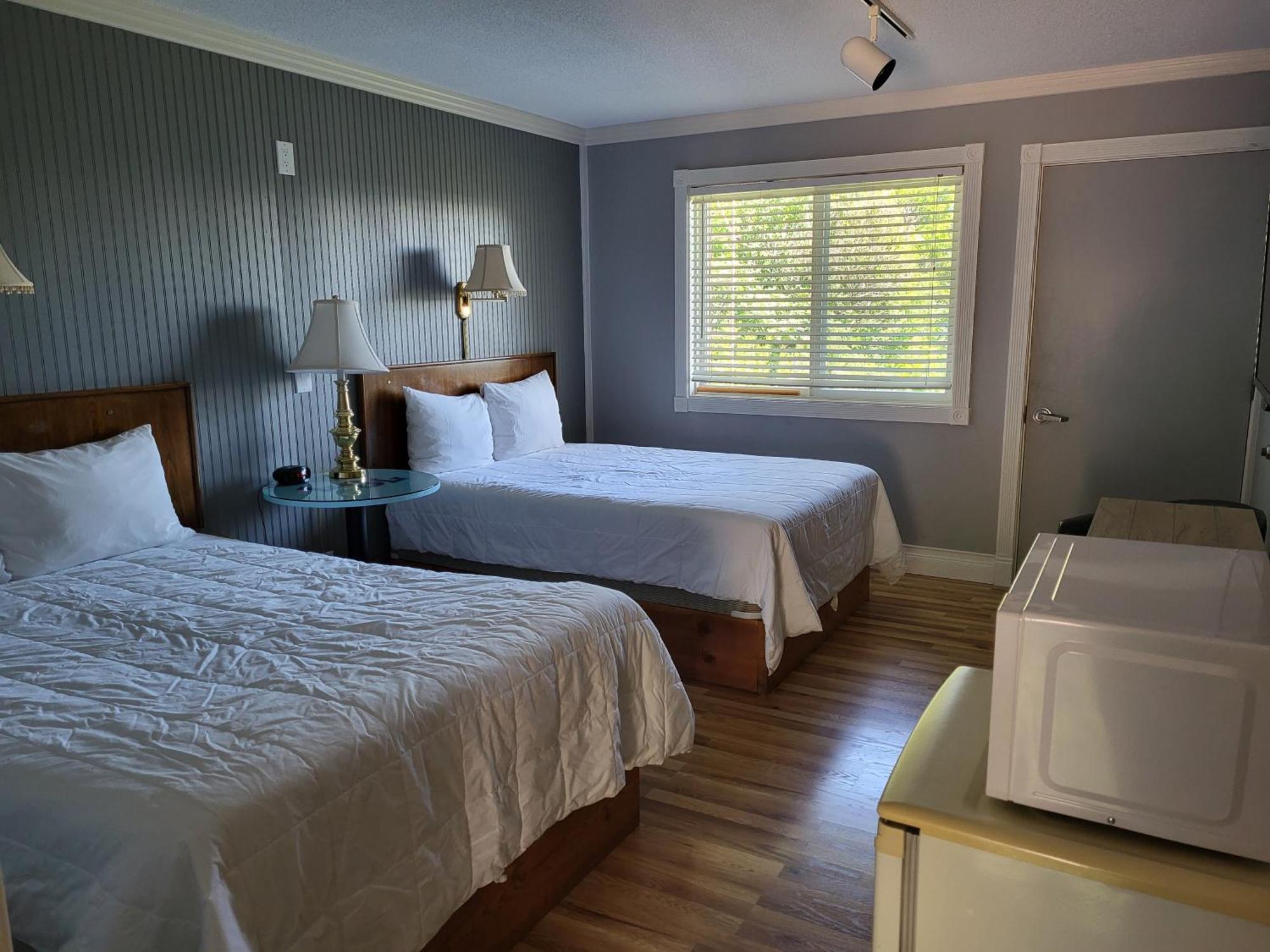 Chequamegon Lake Superior Lodge Bayfield Exteriör bild
